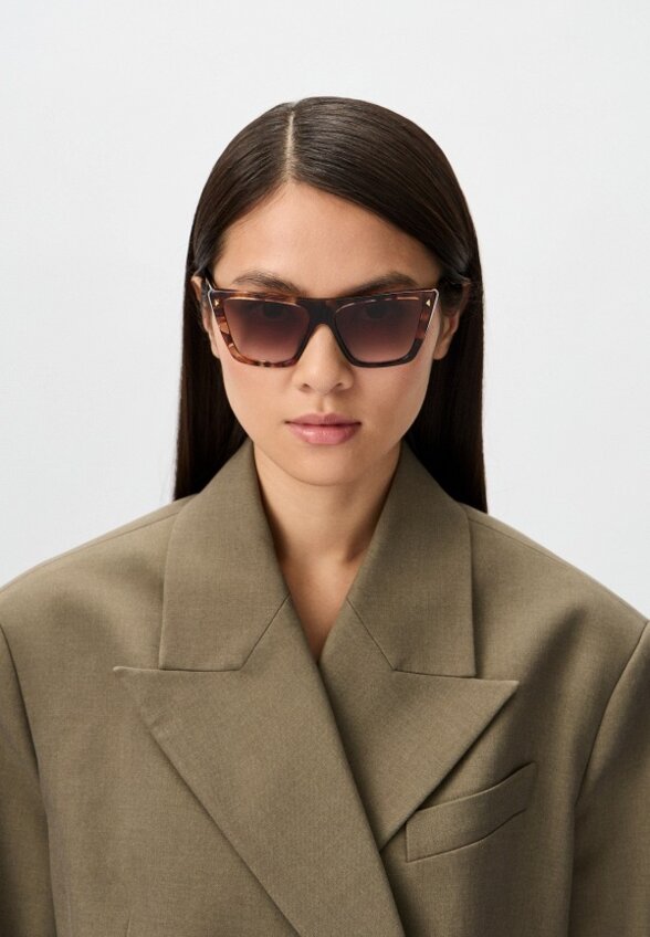 Очки солнцезащитные Prada