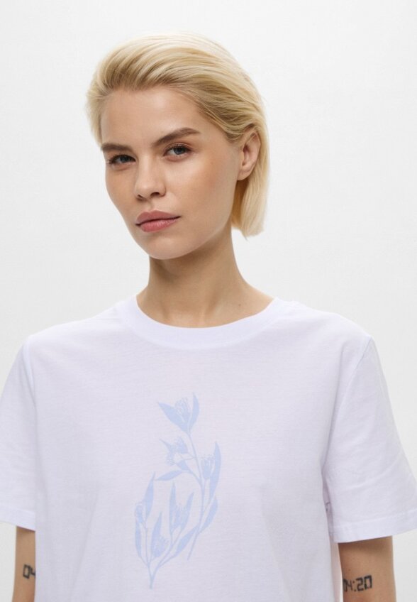 Футболка Zarina