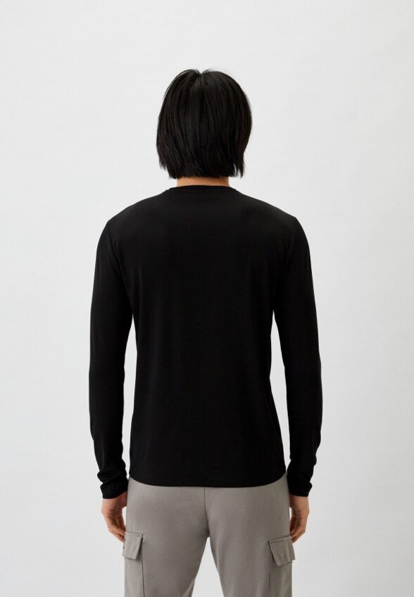 Лонгслив EA7