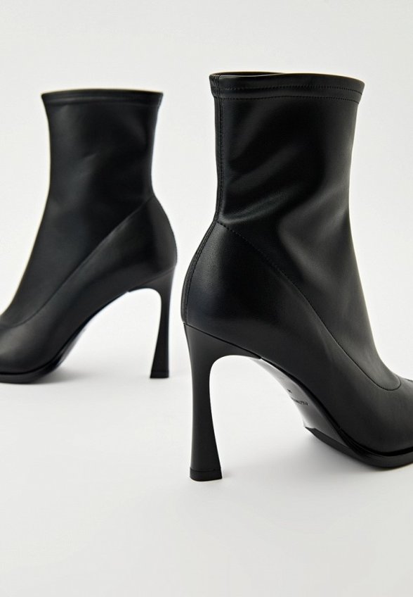 Ботильоны Ekonika