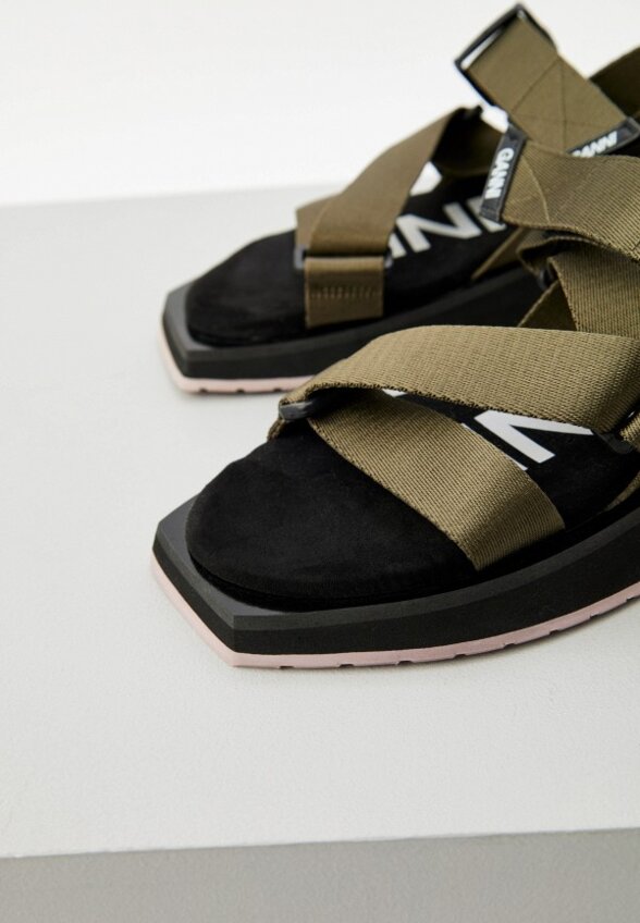 Сандалии Ganni