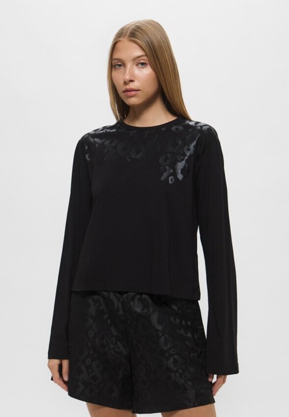 Лонгслив EA7