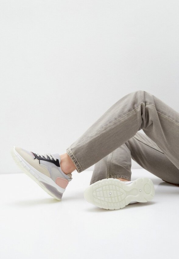 Кроссовки Aimosi