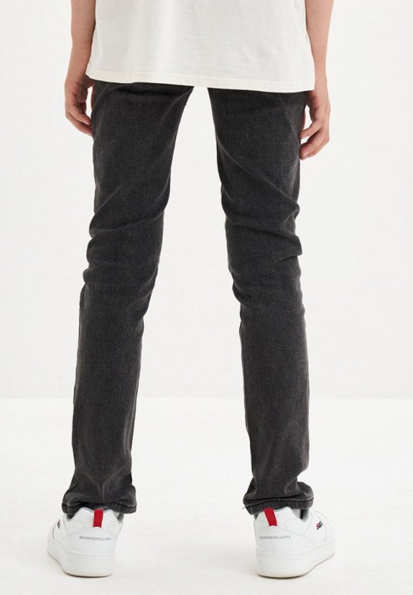 Джинсы Resser Denim