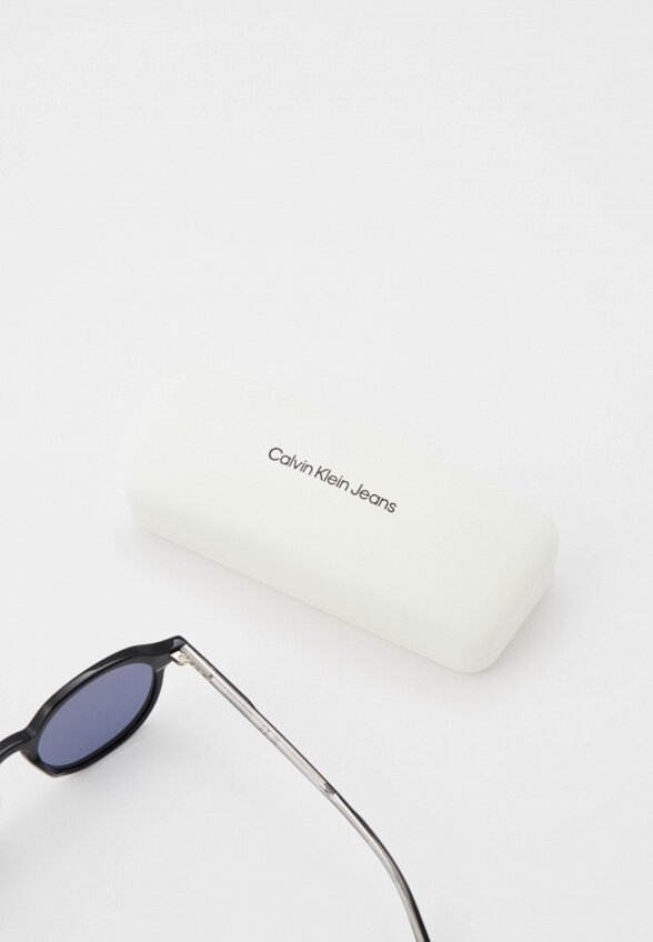 Очки солнцезащитные Calvin Klein