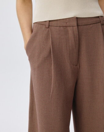 Брюки wide leg из костюмной ткани женщинам