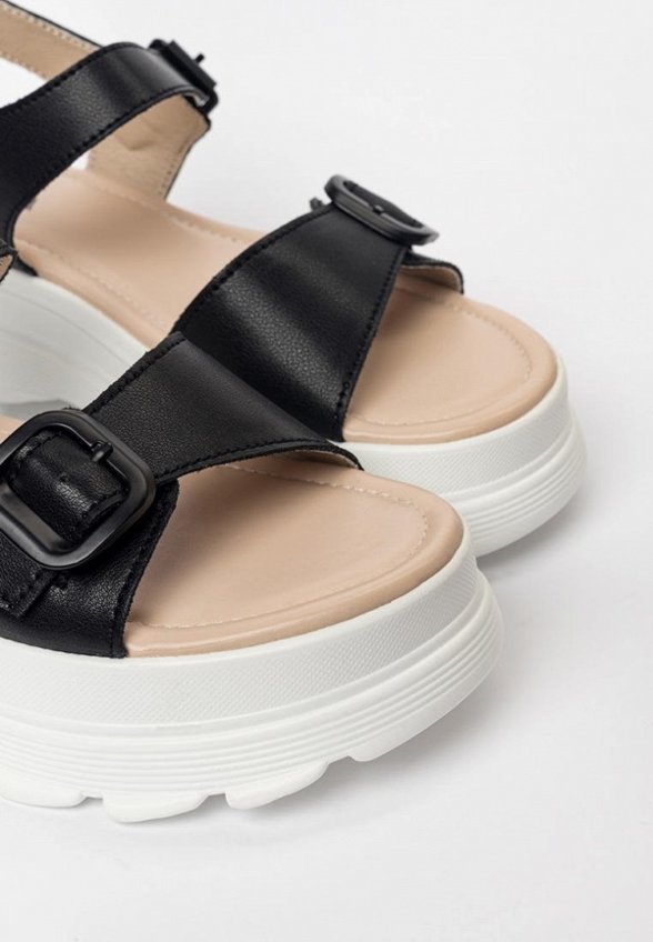 Сандалии Niota Line