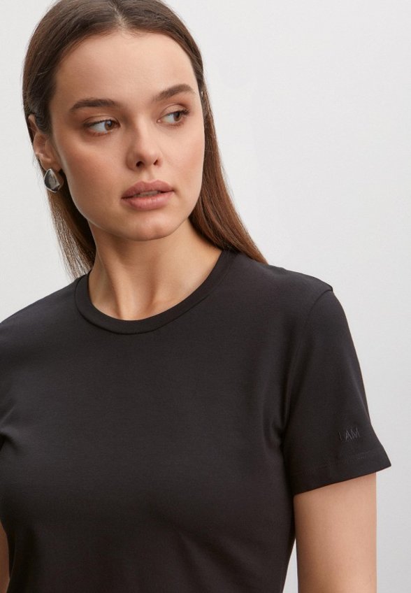 Футболка I Am Studio