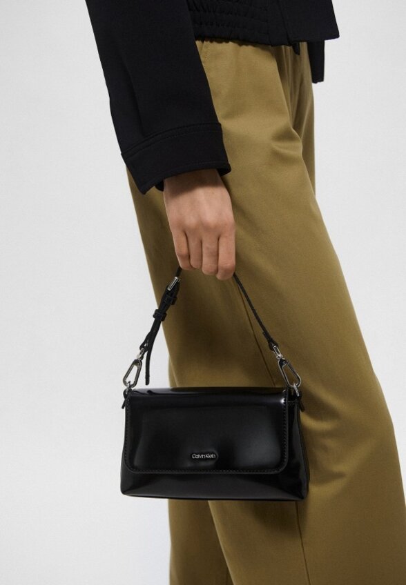 Сумка Calvin Klein