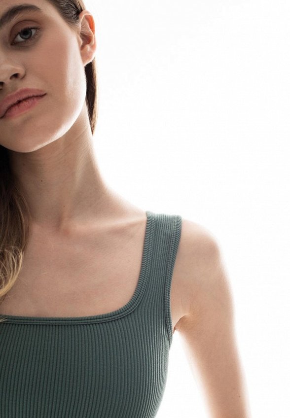 Топ спортивный Savage