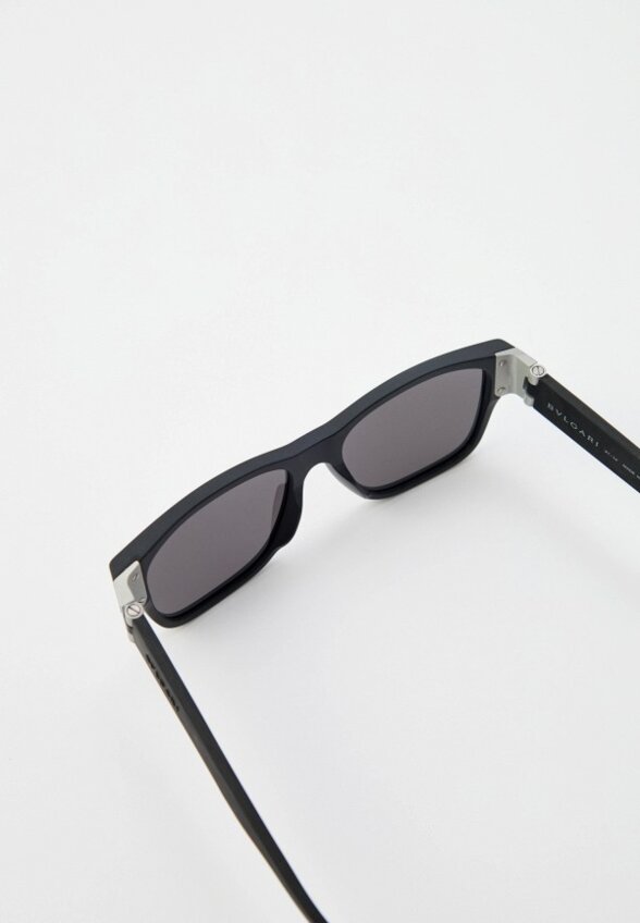 Очки солнцезащитные Bvlgari