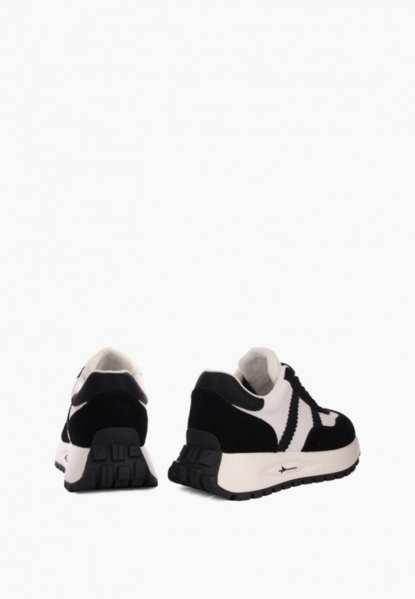 Кроссовки Pulse