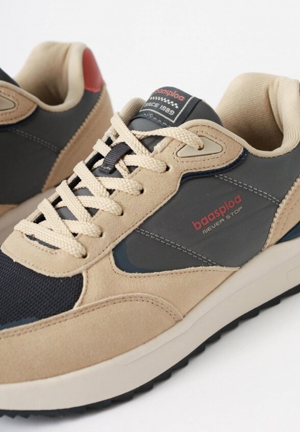 Кроссовки Baasploa