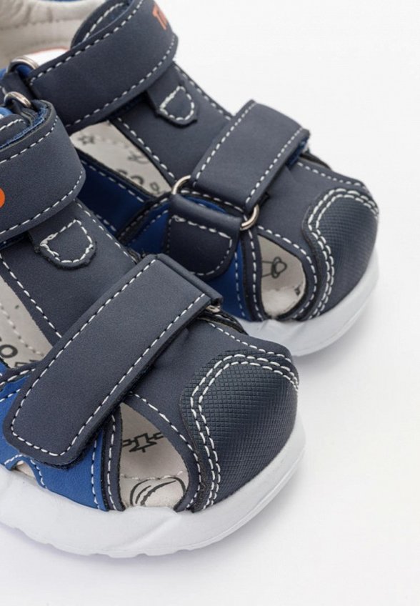 Сандалии Tikkago