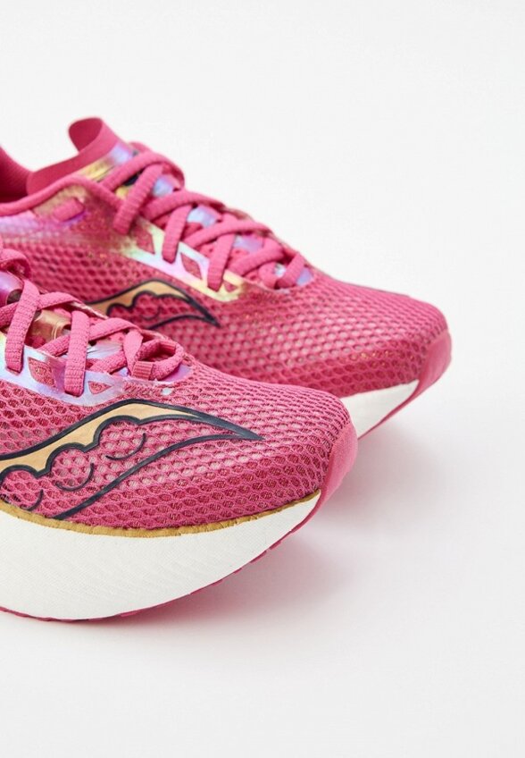 Кроссовки Saucony