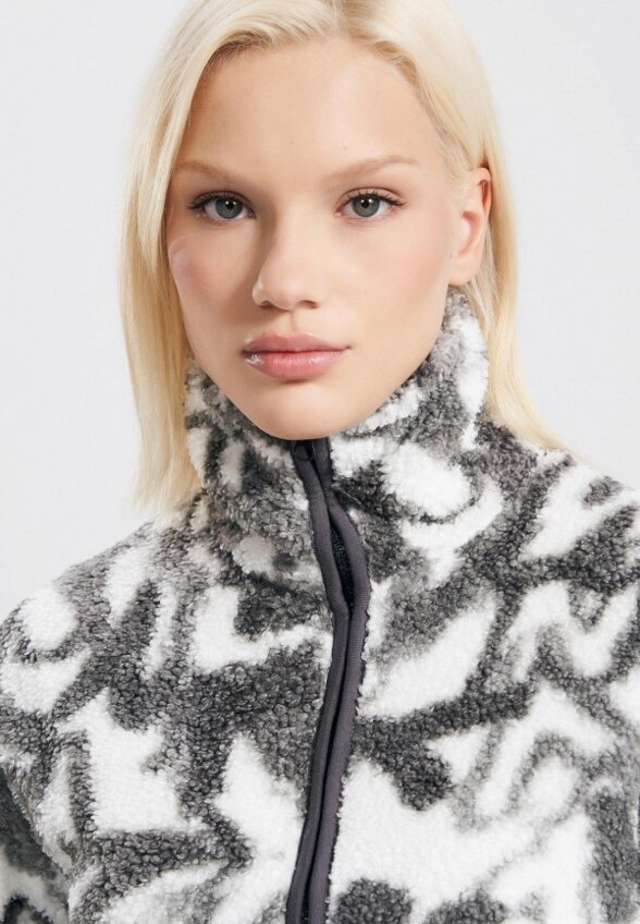 Олимпийка Твое