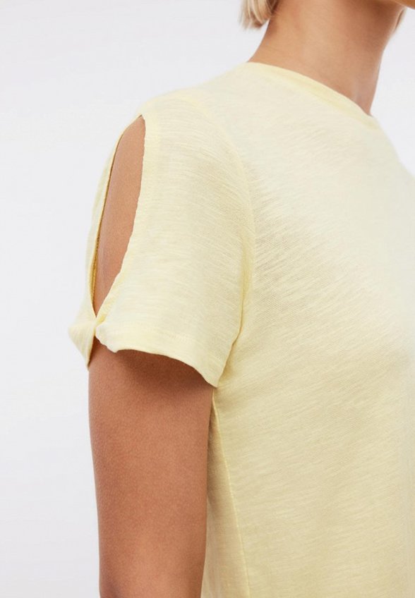 Футболка Baon