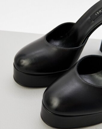 Туфли Casadei женщинам