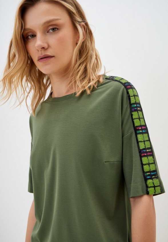 Футболка Helmidge