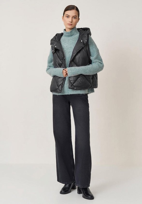 Жилет стеганый Baon