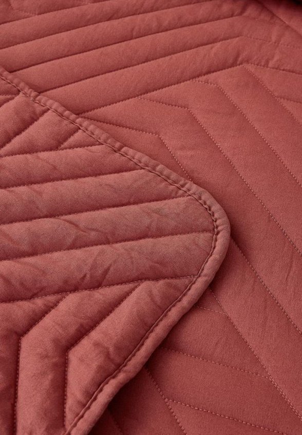 Комплект с покрывалом Sofi De Marko