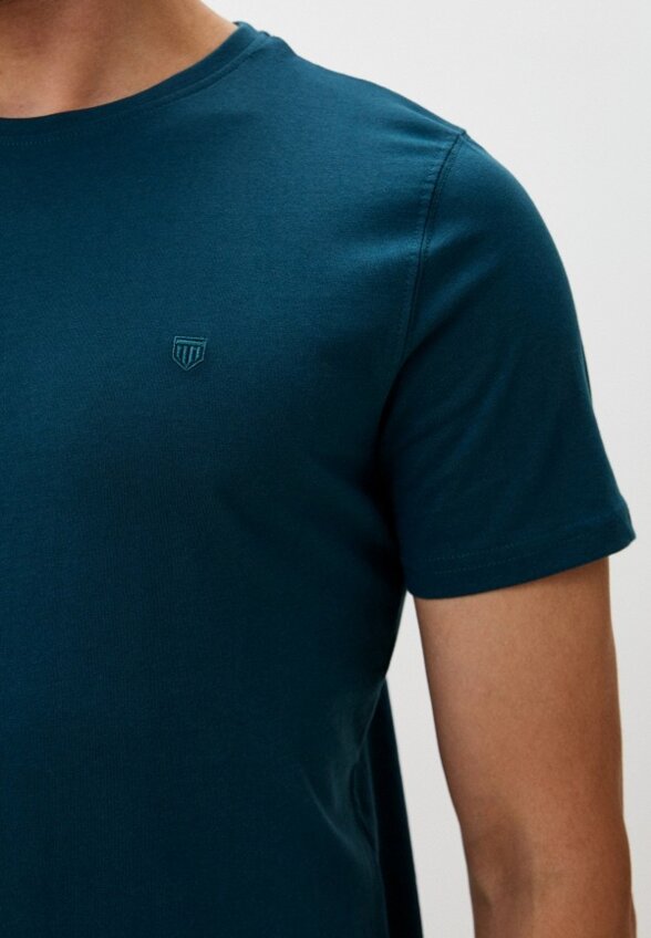 Футболка Basefield