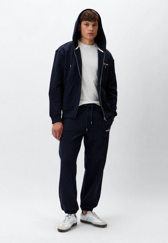 Толстовка Guess Jeans