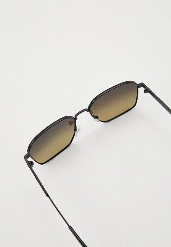 Очки солнцезащитные Thom Richard