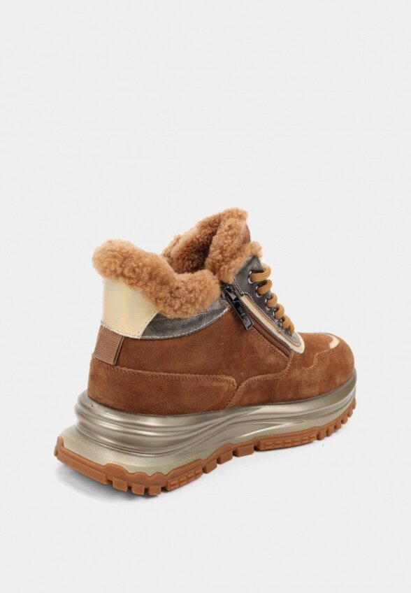 Кроссовки Finn Line