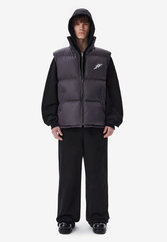 Жилет Stable new Graphite FABLE