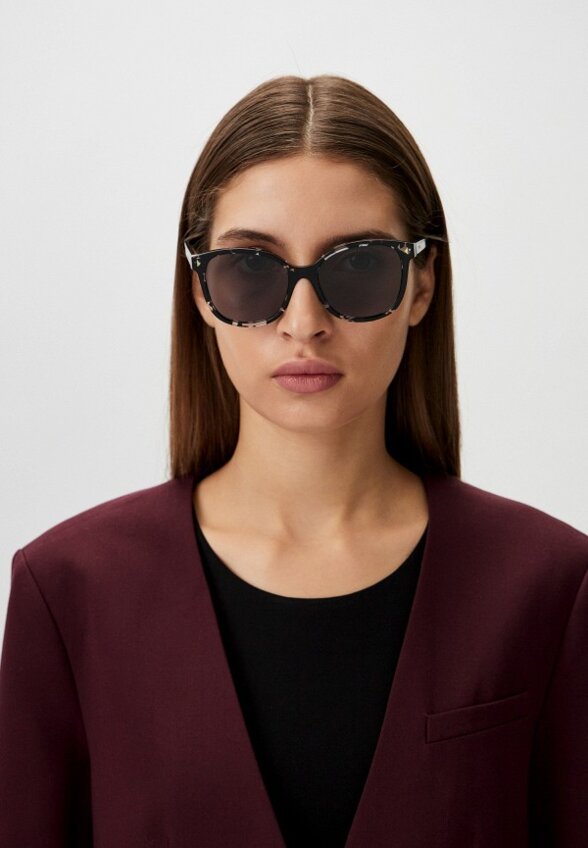 Очки солнцезащитные Prada