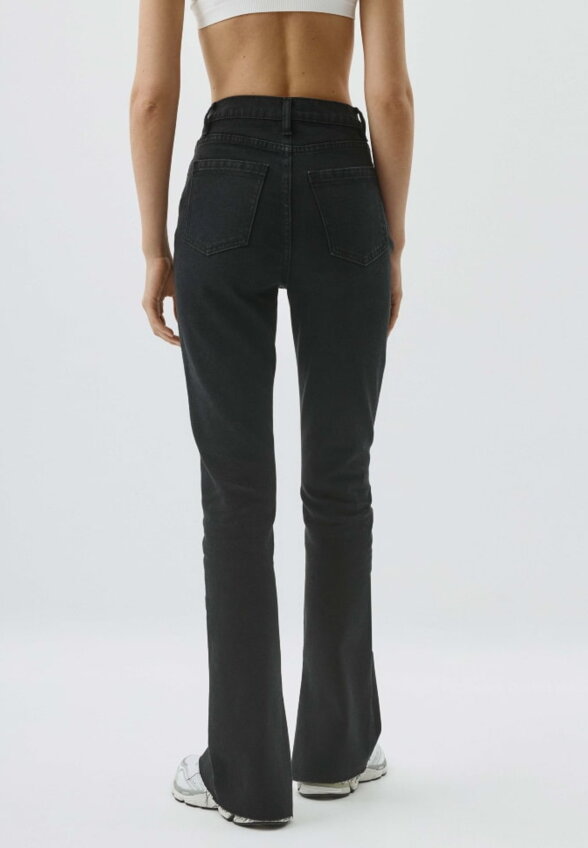 Джинсы 426 SLIM FIT с разрезами