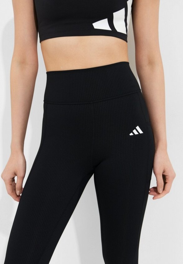 Тайтсы adidas