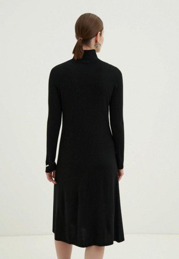 Платье Finn Flare