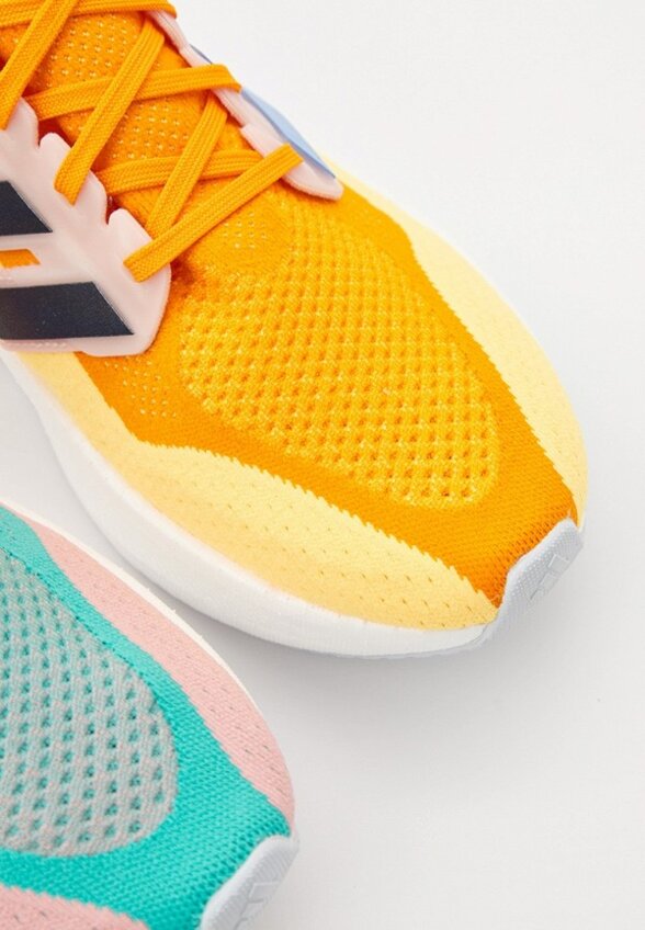 Кроссовки adidas