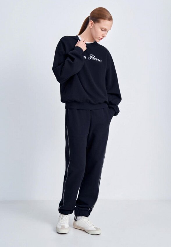 Свитшот Finn Flare