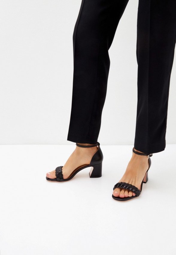 Босоножки Basconi