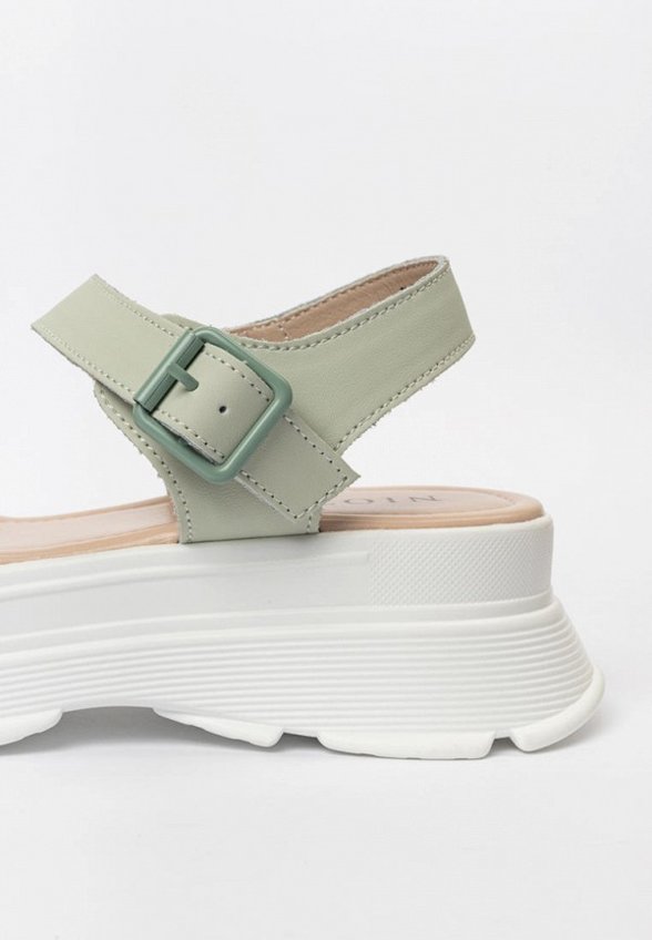 Сандалии Niota Line