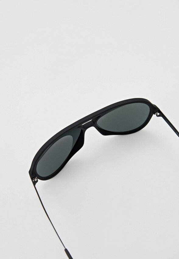 Очки солнцезащитные Armani Exchange