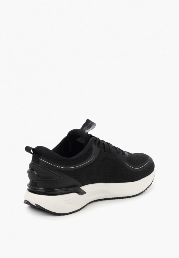 Кроссовки Strobbs