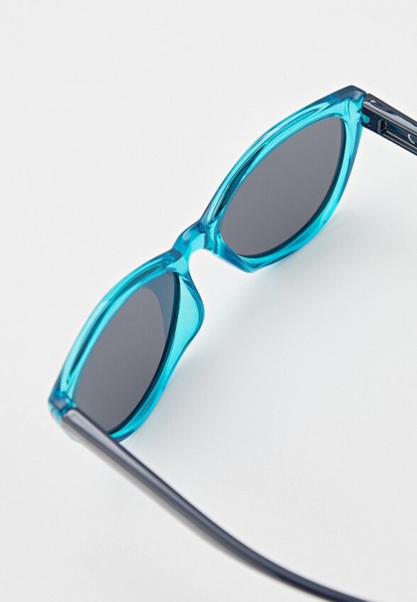 Очки солнцезащитные Invu