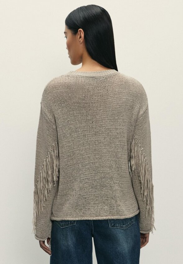 Джемпер Zarina