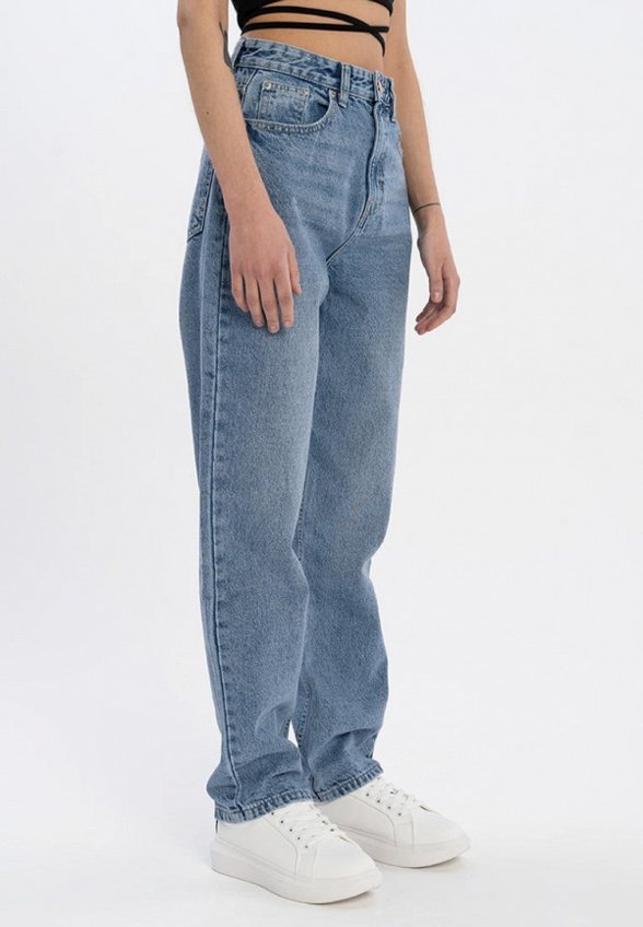 Джинсы Твое