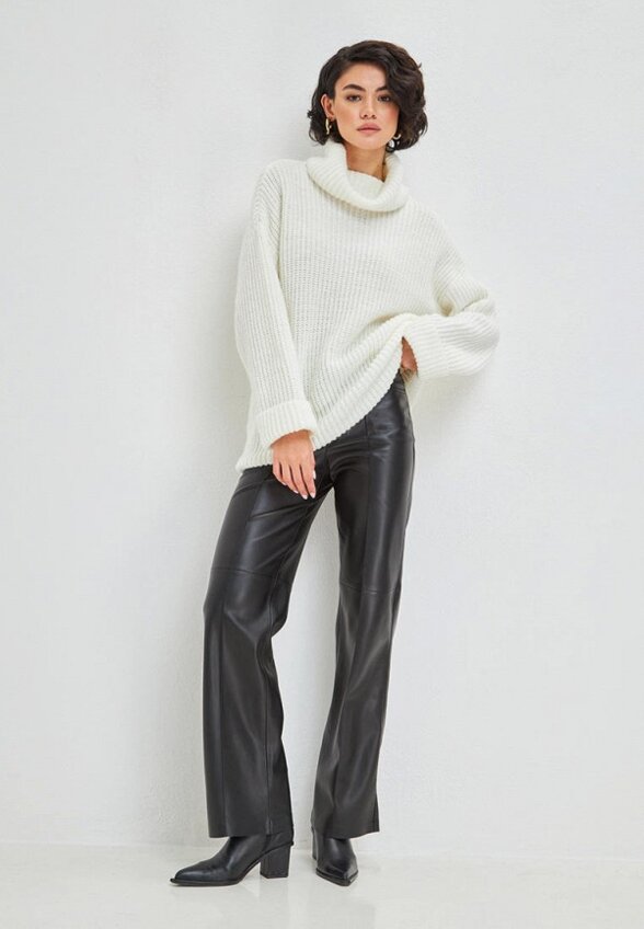 Свитер To Molly from James