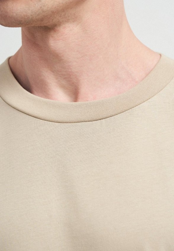 Футболка Твое