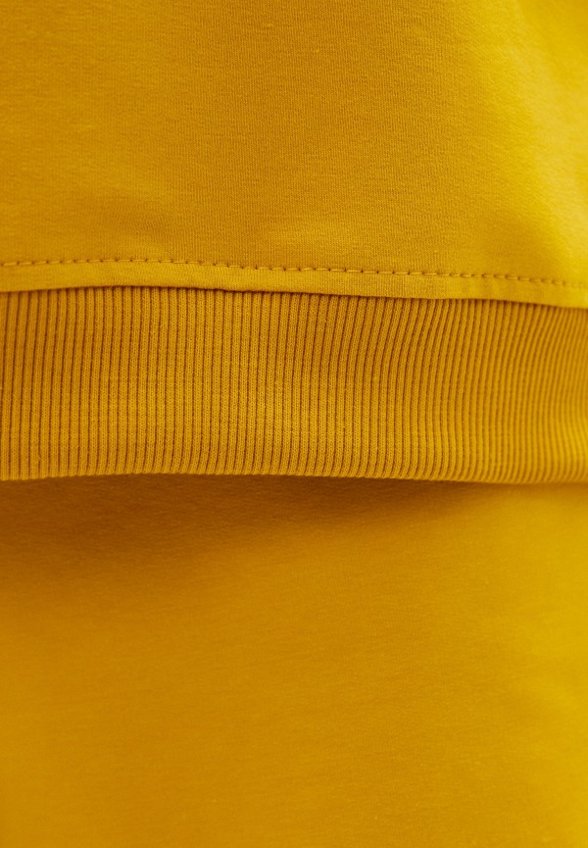 Костюм спортивный Агапэ