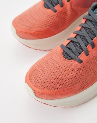 Кроссовки Saucony женщинам