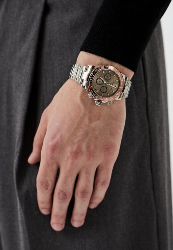 Часы George Kini