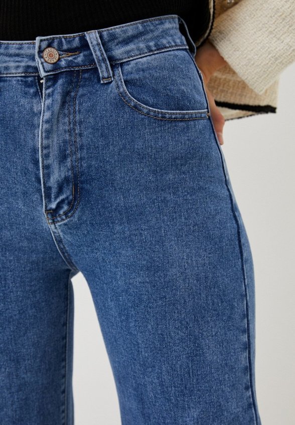 Джинсы Vitacci