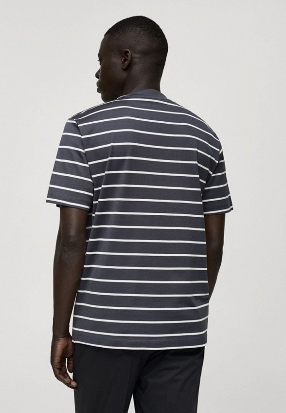 Футболка Mango Man